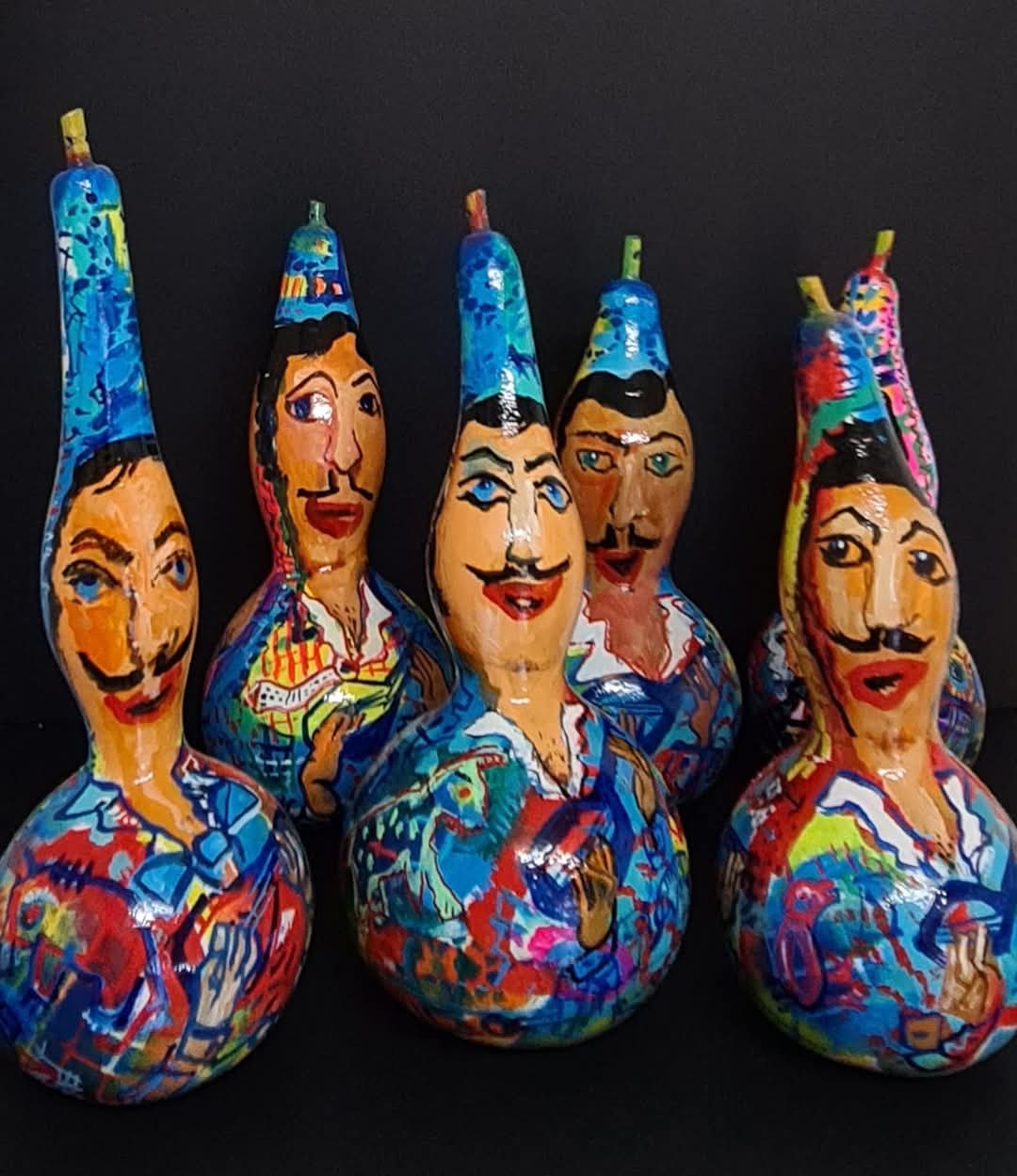 Painting on gourds